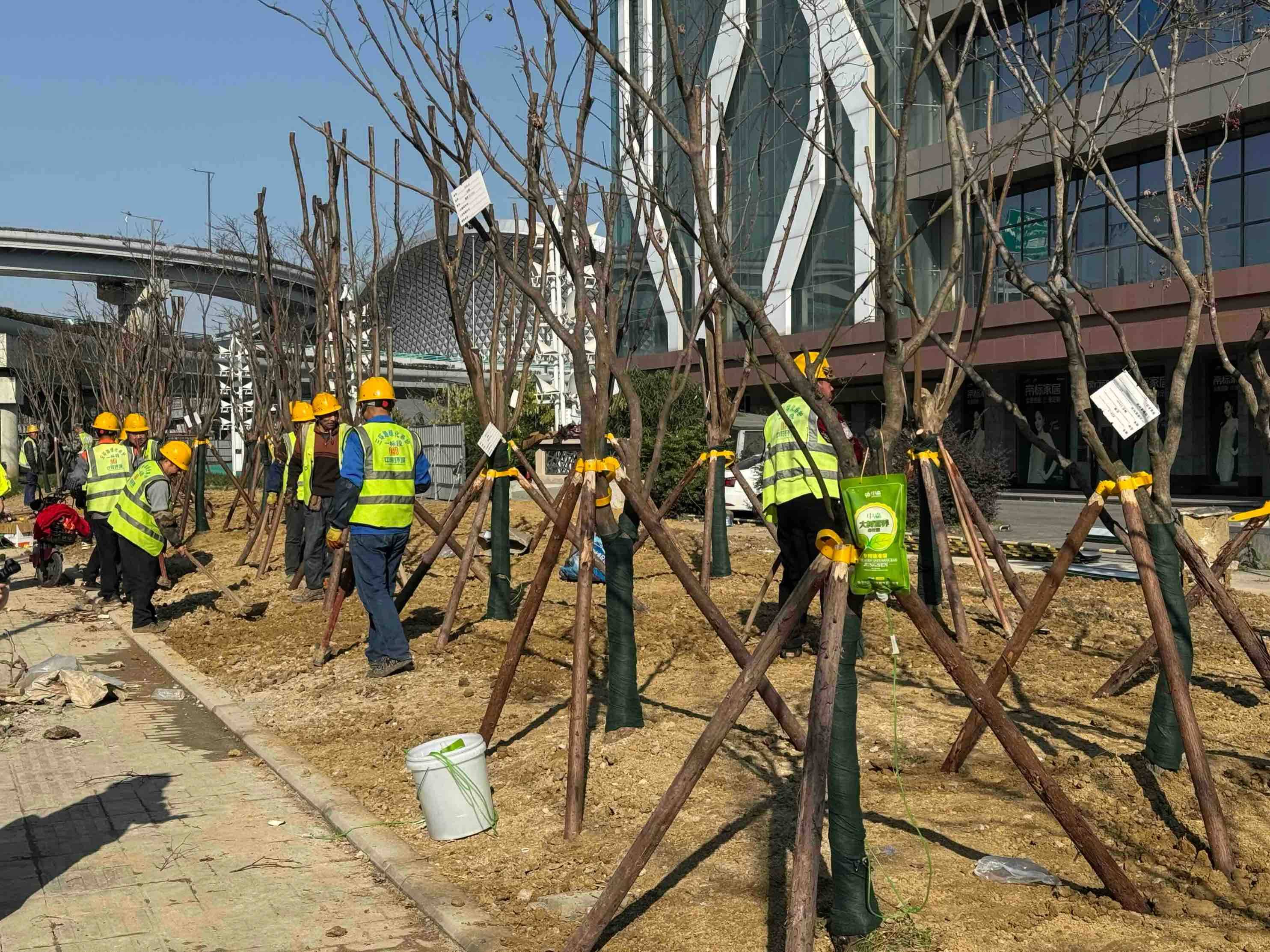 撤圍約330平方米!北三環(huán)三段內(nèi)側(cè)輔道還道于民_施工_通道_韋家碾